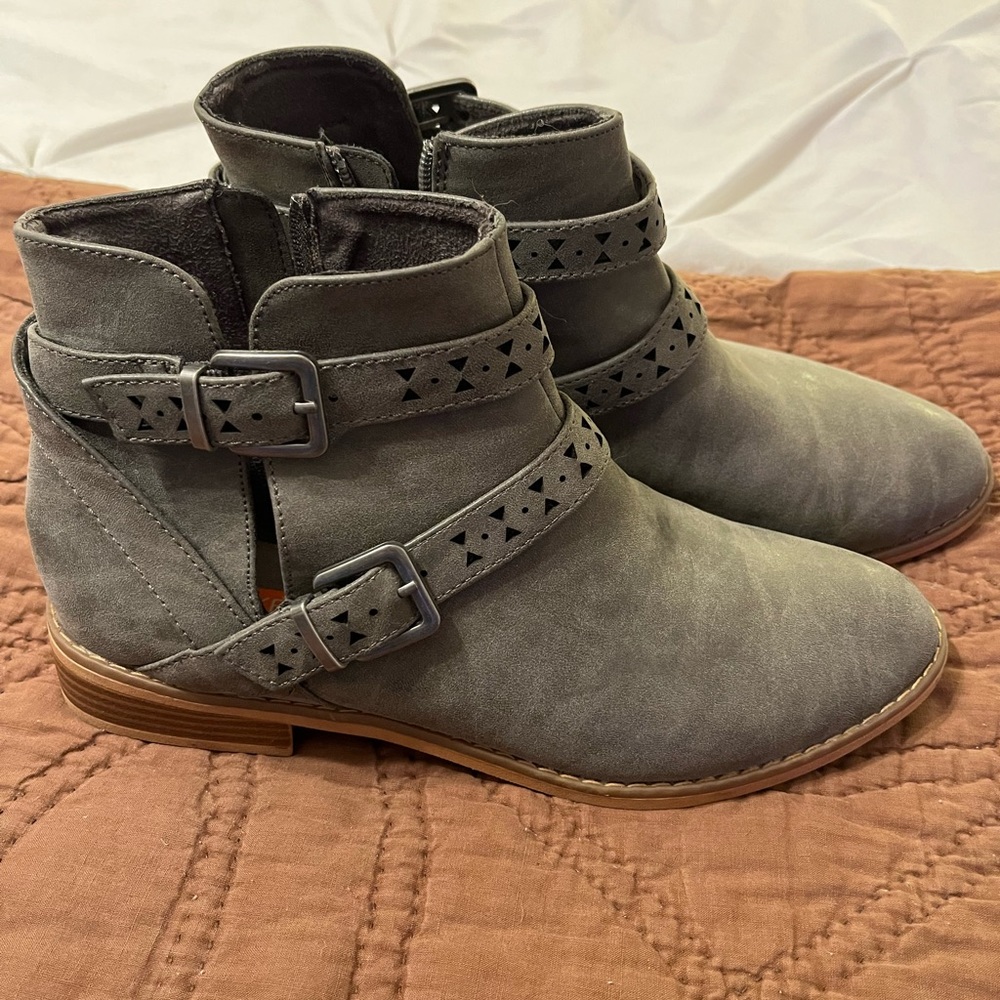 Rocket Dog booties